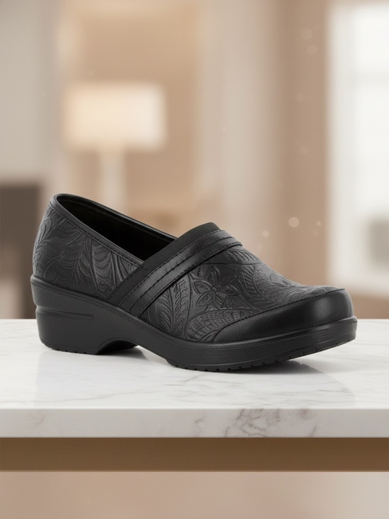 Easy Spirit Shoes - Easy Street Origin Comfort Clogs (Women)